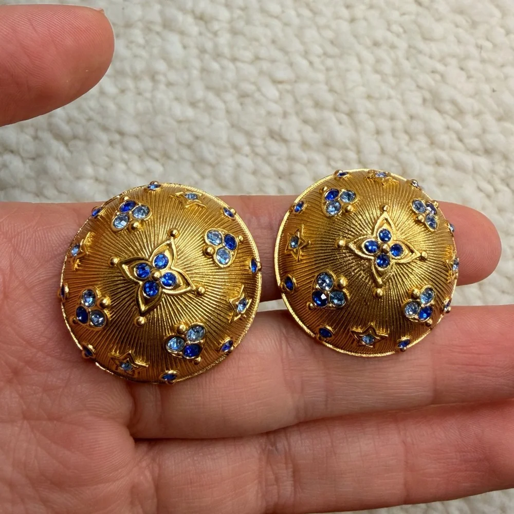💙✨ Goossens Paris Gold & Blue Crystal Clip-On Earrings💙✨ - Picture 3 of 9